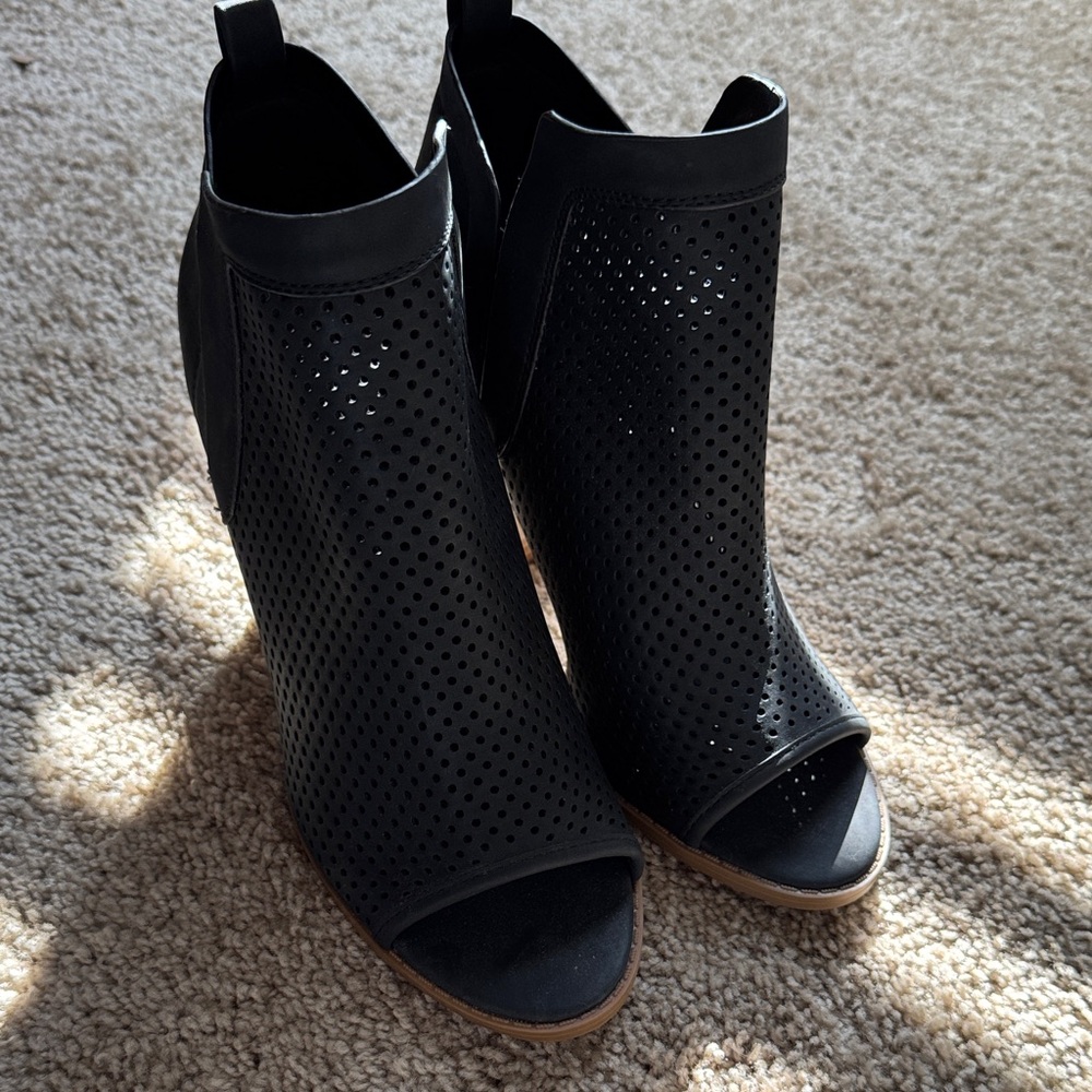 Elegant Black Peep-Toe Ankle Boots
